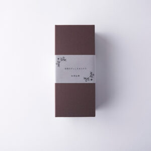 <span class="br-mb">和栗のずっしり</span>カステラ <span class="br-tab">大サイズ</span>